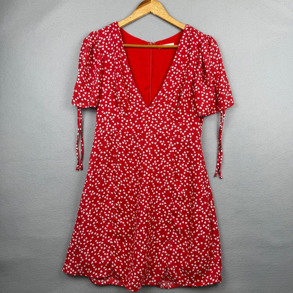 Le Lis Babydoll Heart Mini Dress Plunge Neck Red White Medium Romantic Flirty